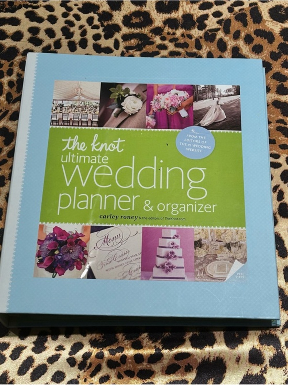 The Knot - Ultimate Wedding Planner & Organizer by Carly Roney (NEW)